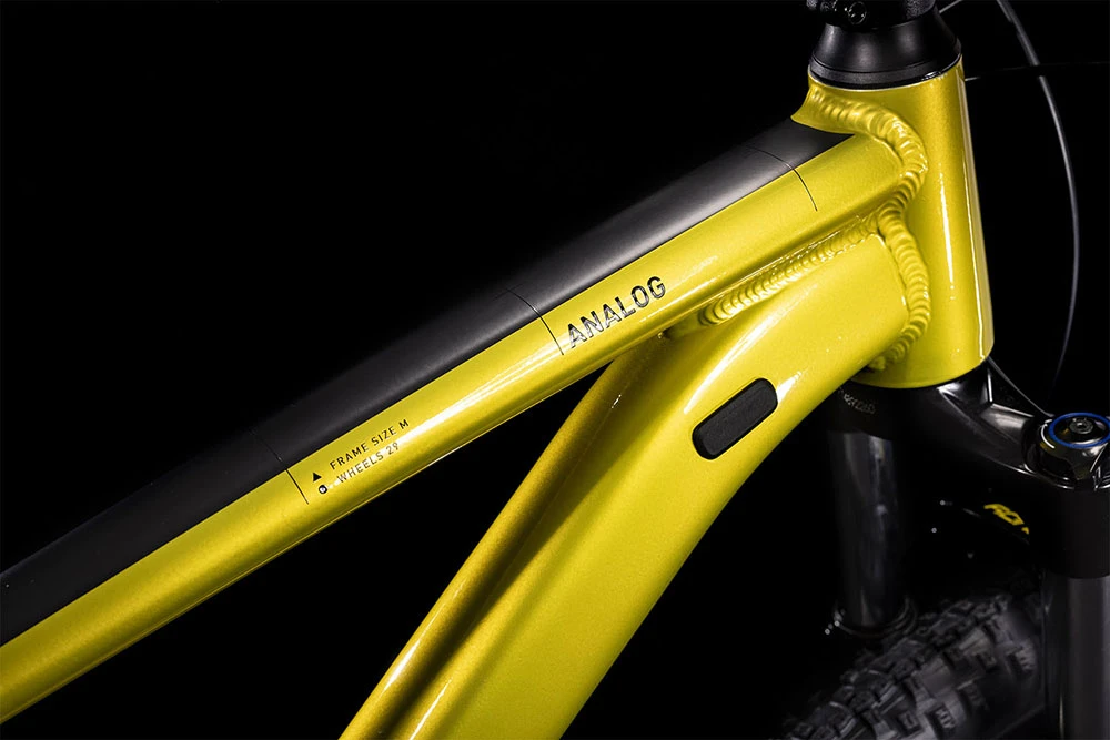 Cube Analog Flashlime´n´black 4 Cube Analog Flashlime´n´black – Image 2