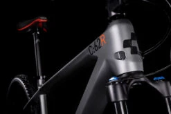 Cube Reaction C:62 Race Flashgrey´n´red 10 Cube Reaction C:62 Race Flashgrey´n´red -Cube 516300 D2