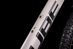 Cube Access WS Race Oatgrey´n´raspberry 12 Cube Access WS Race Oatgrey´n´raspberry -Cube 525500 D3