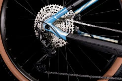 Cube Reaction Hybrid SLT 750 29 Denim´n´iceblue -Cube 534423 D4