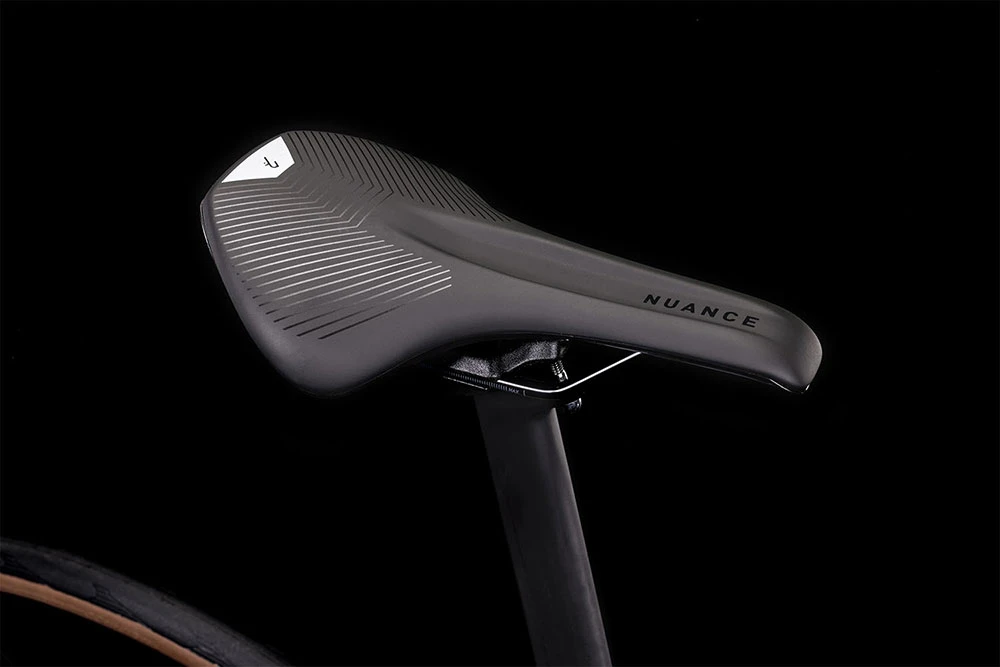 Cube Agree C:62 Flashwhite´n´carbon 5 Cube Agree C:62 Flashwhite´n´carbon – Image 3