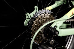 Cube Acid 200 Green´n´white 10 Cube Acid 200 Green´n´white -Cube Acid 200 green n white 622145 2