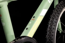 Cube Acid 200 Green´n´white 11 Cube Acid 200 Green´n´white -Cube Acid 200 green n white 622145 3