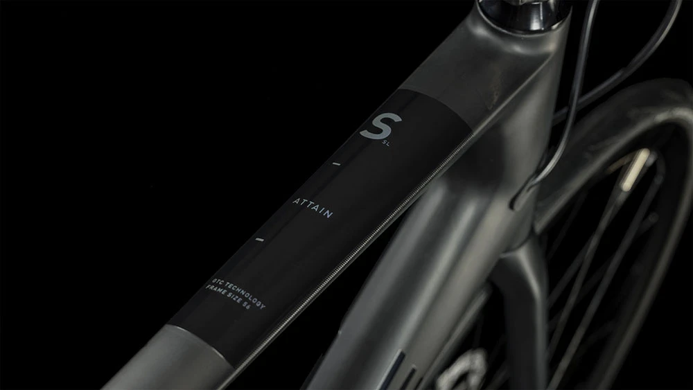 Cube Attain GTC SLX Carbon´n´black 4 Cube Attain GTC SLX Carbon´n´black – Image 2