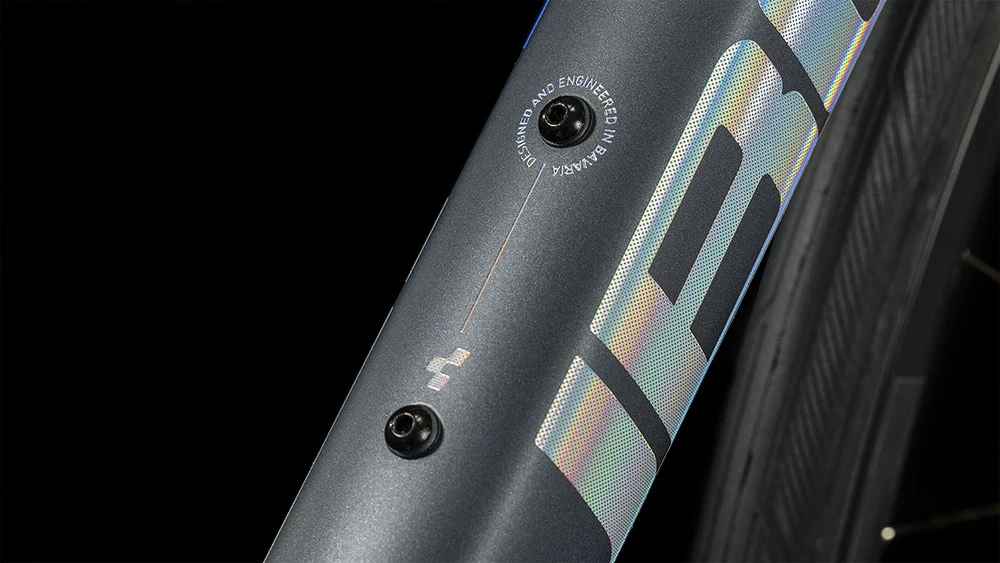 Cube Axial WS Race Metalblack´n´rainbow 5 Cube Axial WS Race Metalblack´n´rainbow – Image 3