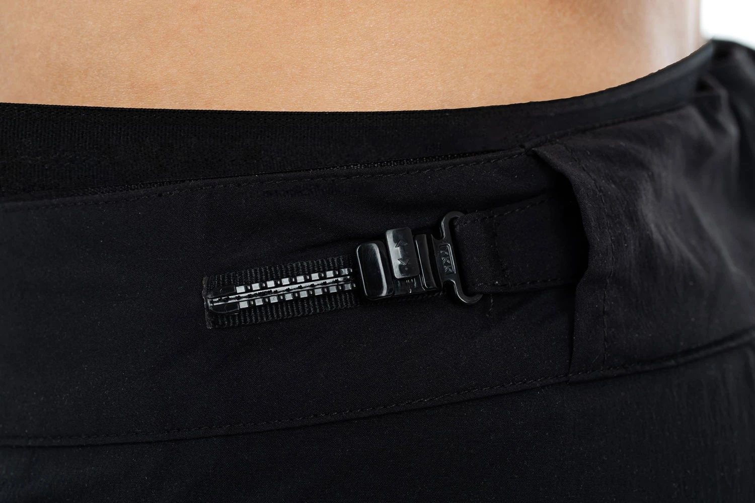 Cube ATX Baggy - Short MTB Pour Femmes Avec Pantalon Intérieur 8 Cube ATX Baggy - Short MTB Pour Femmes Avec Pantalon Intérieur – Image 6