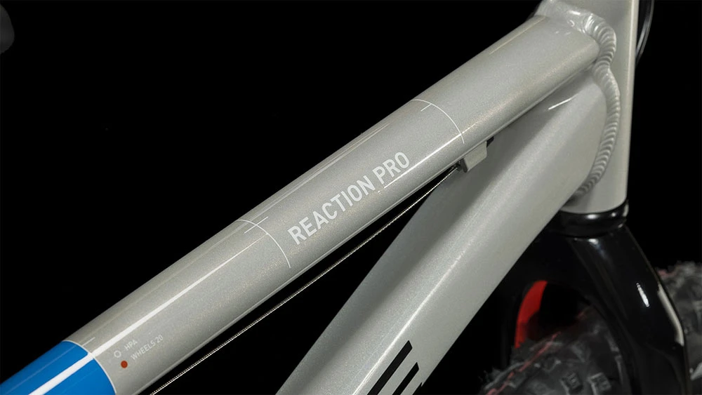 Cube Reaction 200 Pro Teamline 4 Cube Reaction 200 Pro Teamline – Image 2