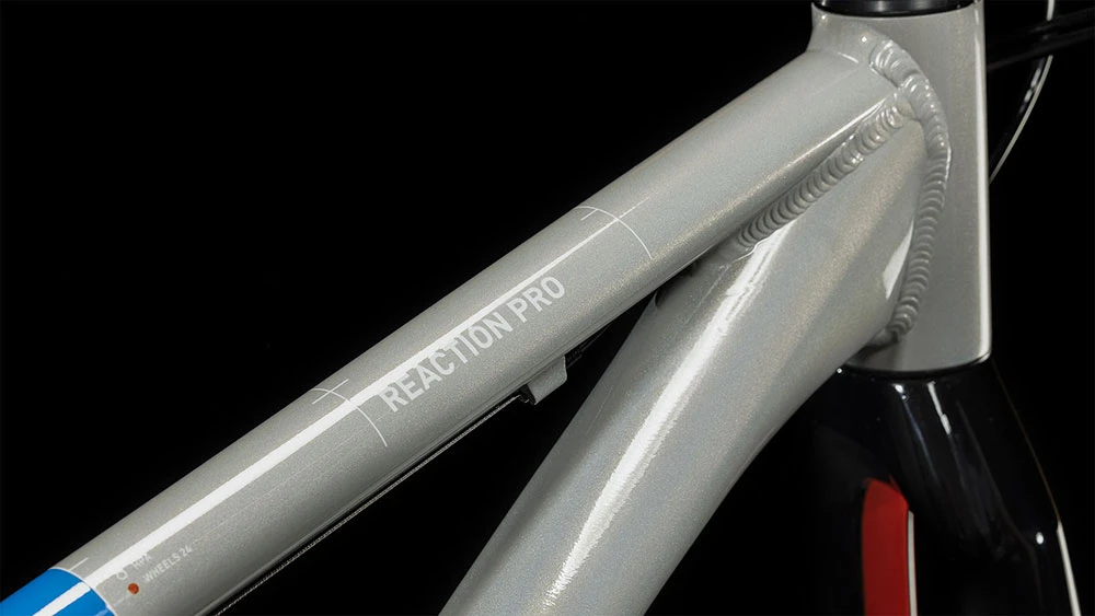 Cube Reaction 240 Pro Teamline 4 Cube Reaction 240 Pro Teamline – Image 2