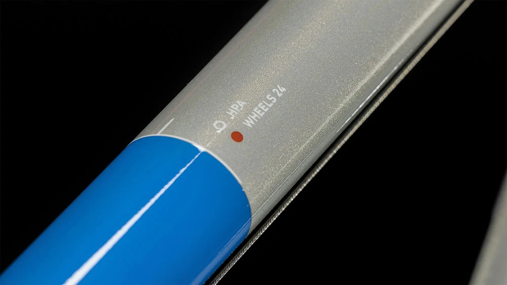 Cube Reaction 240 Pro Teamline 5 Cube Reaction 240 Pro Teamline – Image 3