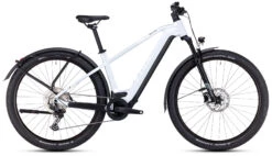 Cube Reaction Hybrid Pro 625 Allroad Flashwhite´n´black