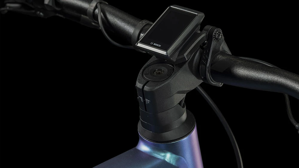 Cube Reaction Hybrid Race 750 Switchblue´n´black 7 Cube Reaction Hybrid Race 750 Switchblue´n´black – Image 5