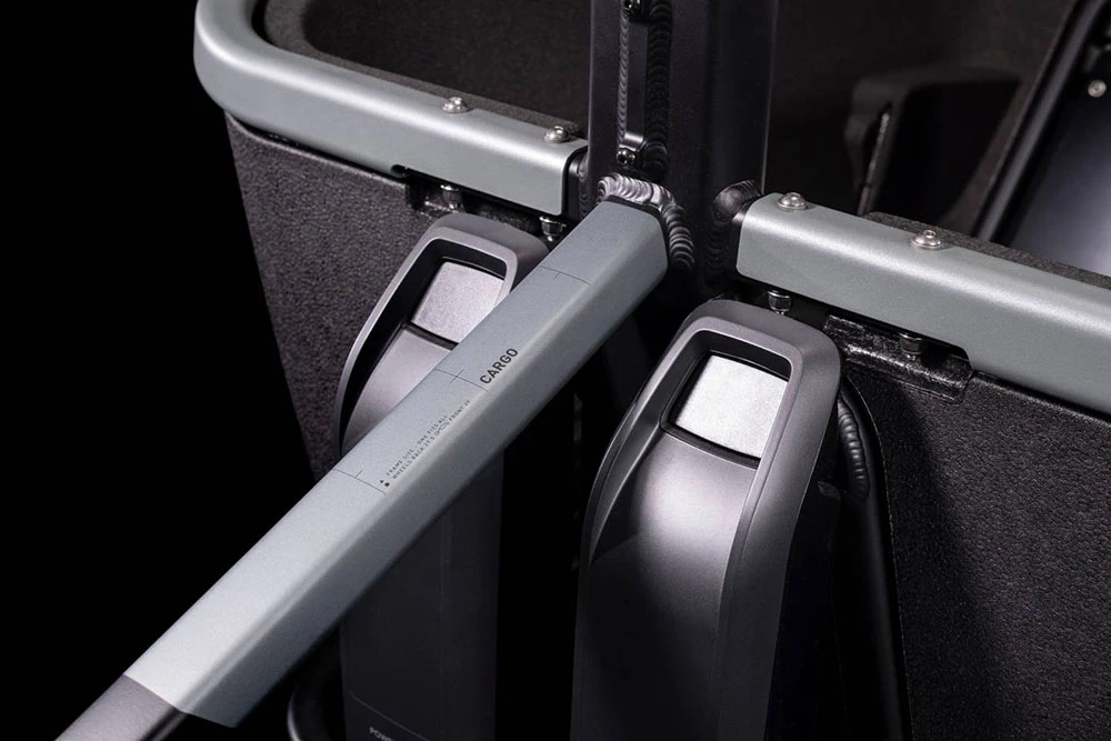 Cube Cargo Dual Hybrid 1000 Flashgrey´n´black 8 Cube Cargo Dual Hybrid 1000 Flashgrey´n´black – Image 6